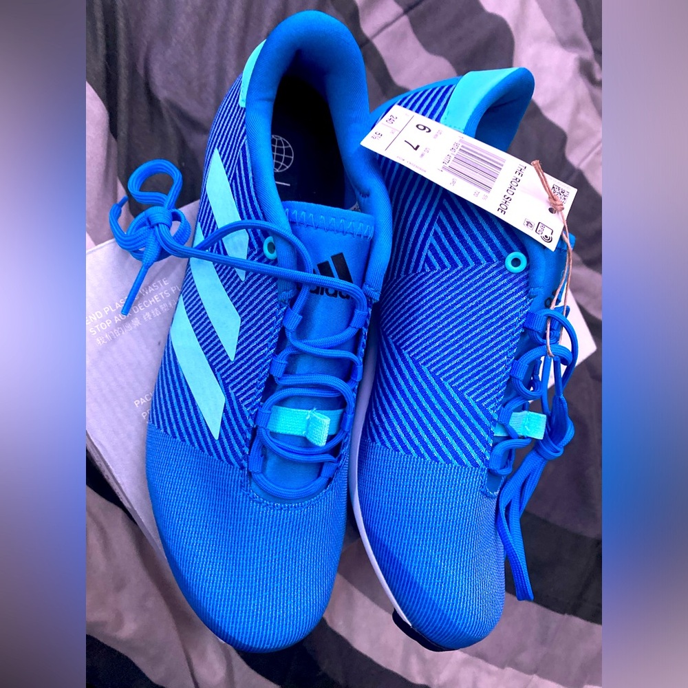 Adidas. The road cycling shoes NWT! NIB size 6 men 7 wmns